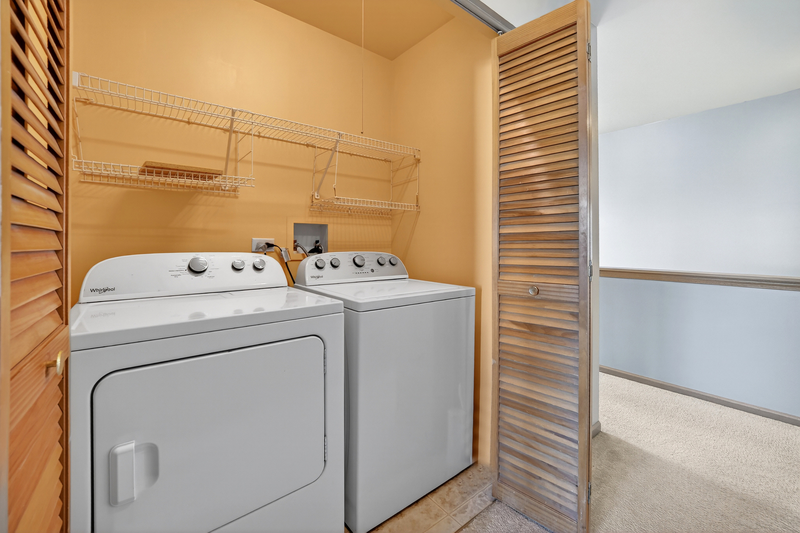 1492 Waterside Drive #1, DeKalb, IL 60115