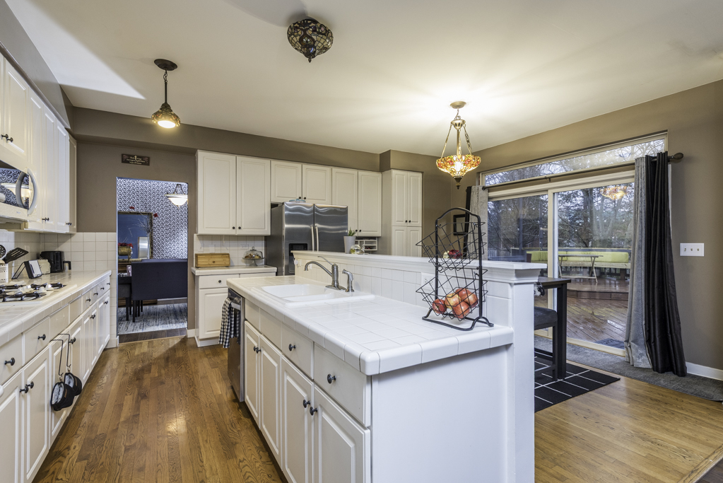 1711 Napa Drive, Gurnee, IL 60031