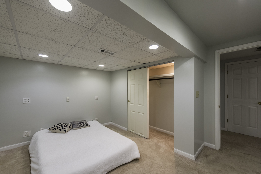 1711 Napa Drive, Gurnee, IL 60031