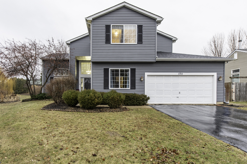 1711 Napa Drive, Gurnee, IL 60031