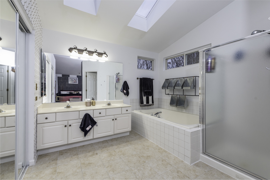 1711 Napa Drive, Gurnee, IL 60031