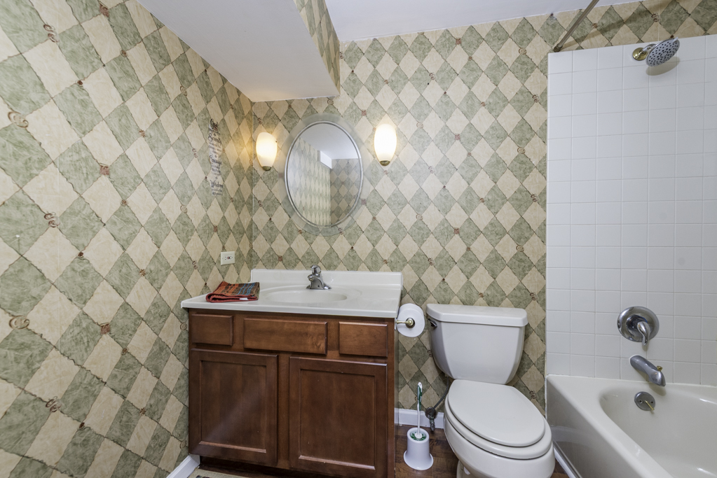 1711 Napa Drive, Gurnee, IL 60031