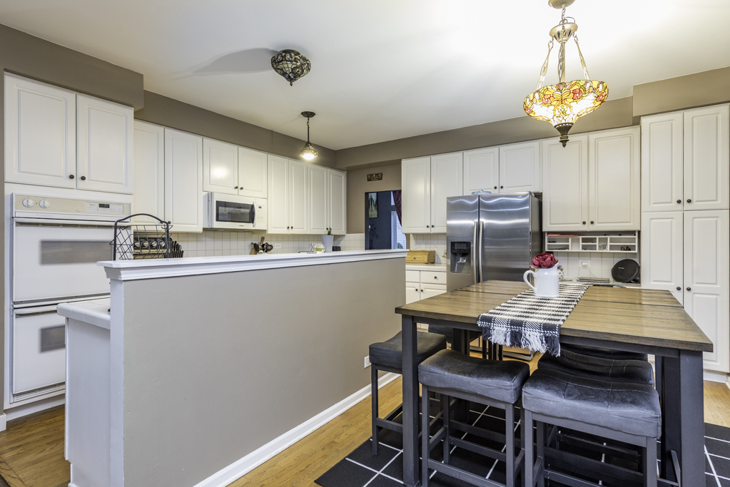 1711 Napa Drive, Gurnee, IL 60031