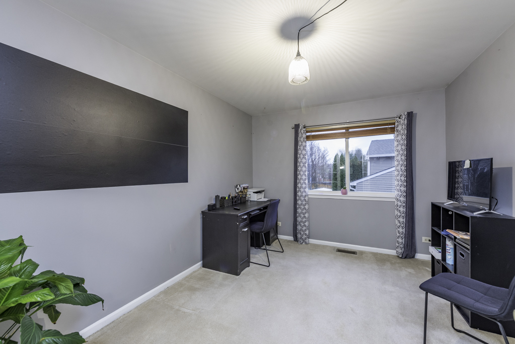 1711 Napa Drive, Gurnee, IL 60031