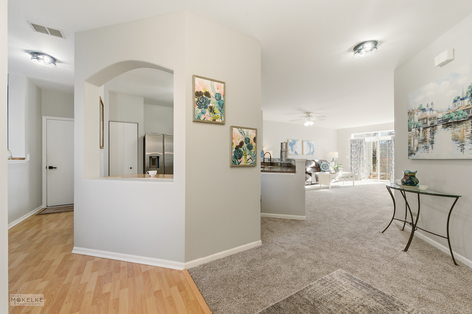 397 Cascade Lane #397, Oswego, IL 60543