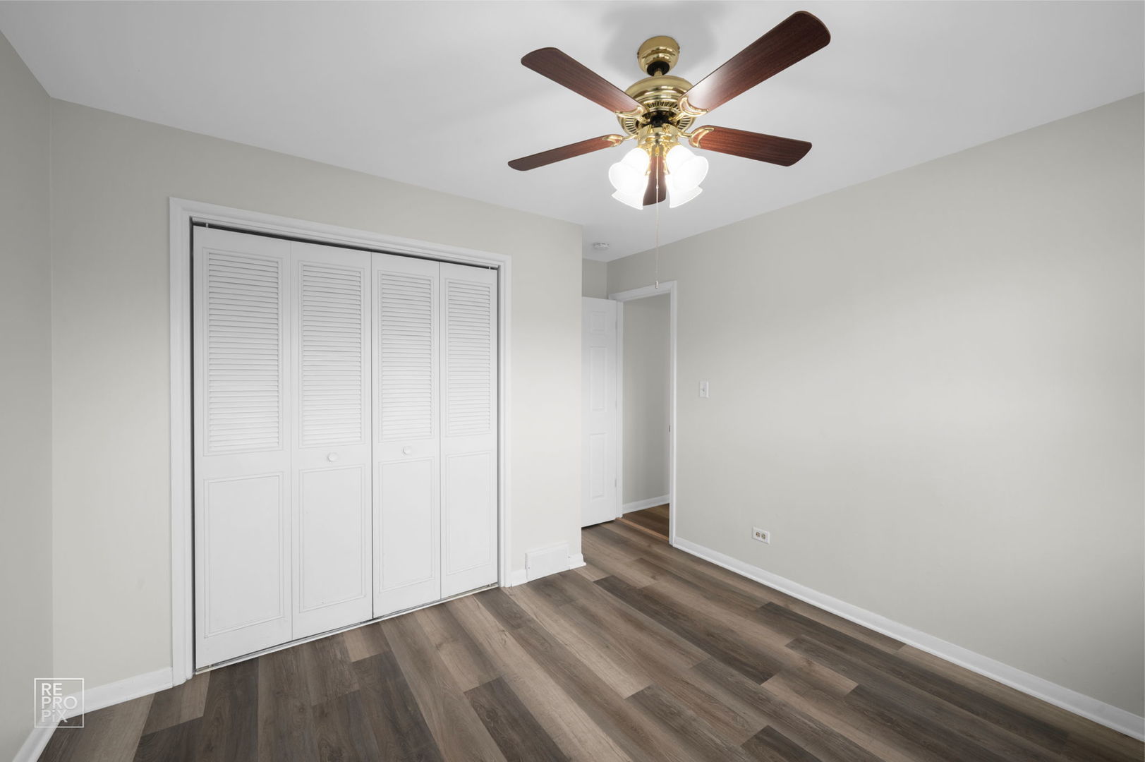 502 E Memorial Road, Bensenville, IL 60106