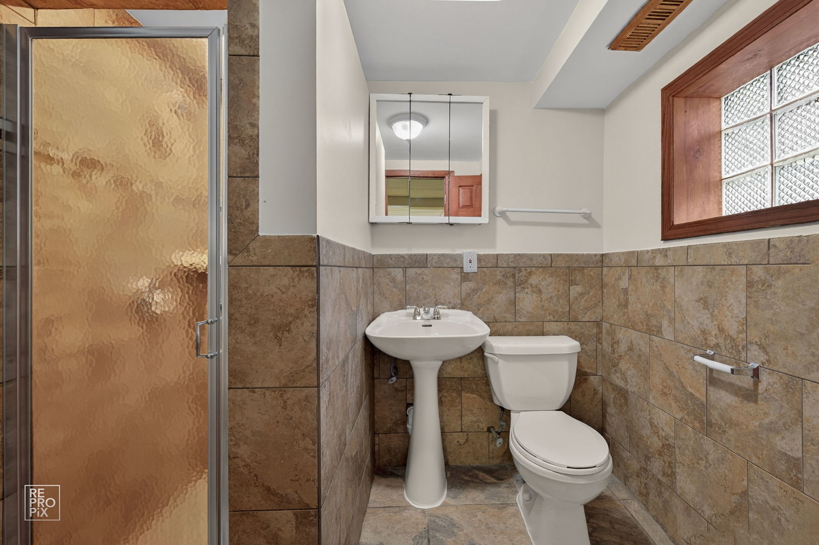 502 E Memorial Road, Bensenville, IL 60106