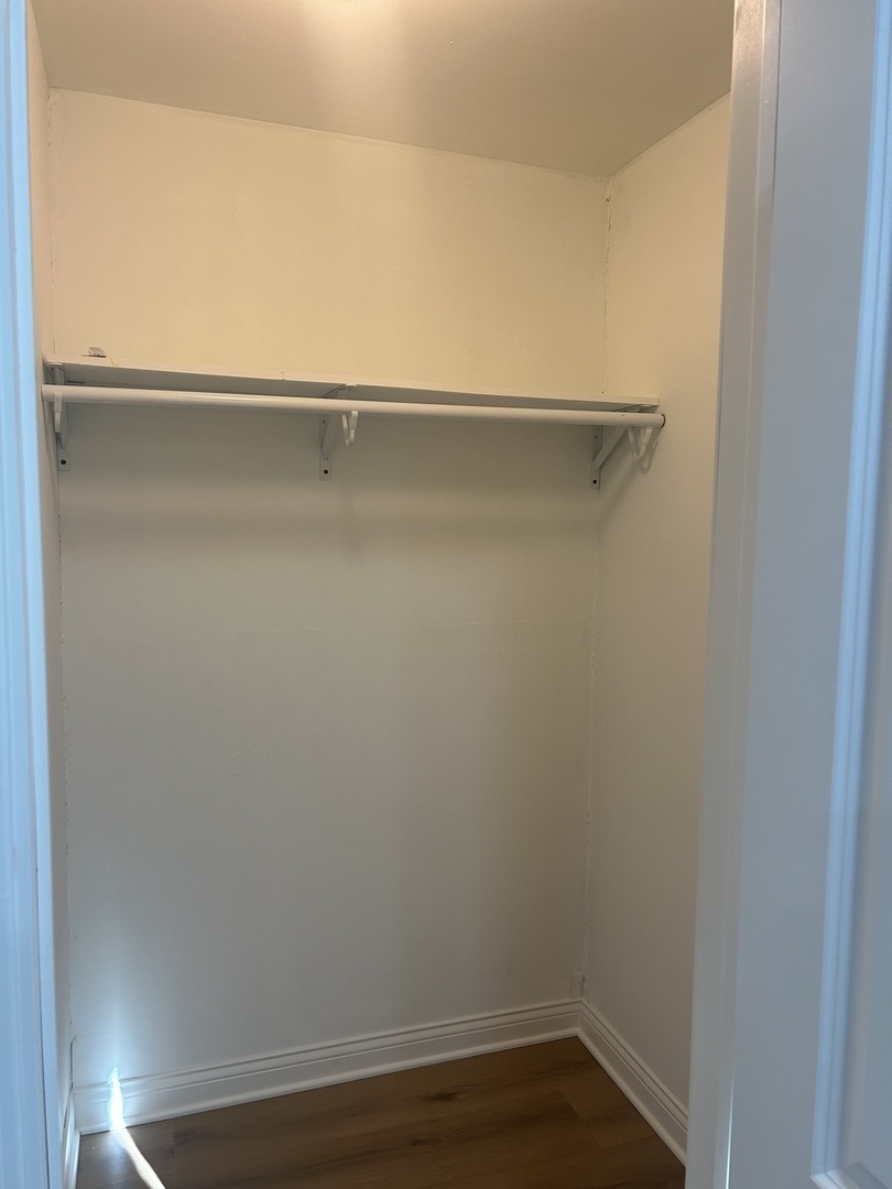 194 N Waters Edge Drive #102, Glendale Heights, IL 60139