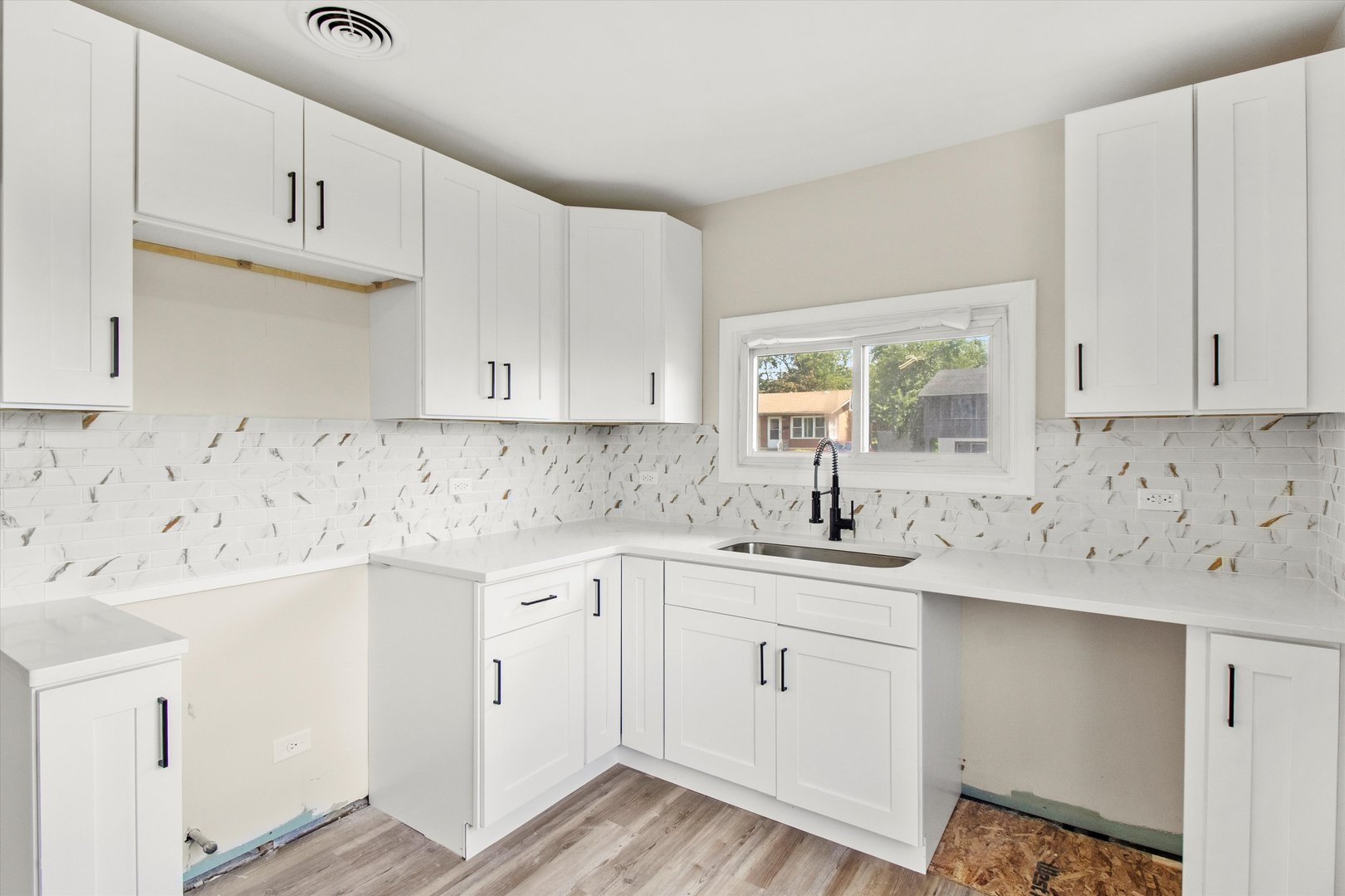 16460 Honore Avenue, Markham, IL 60428