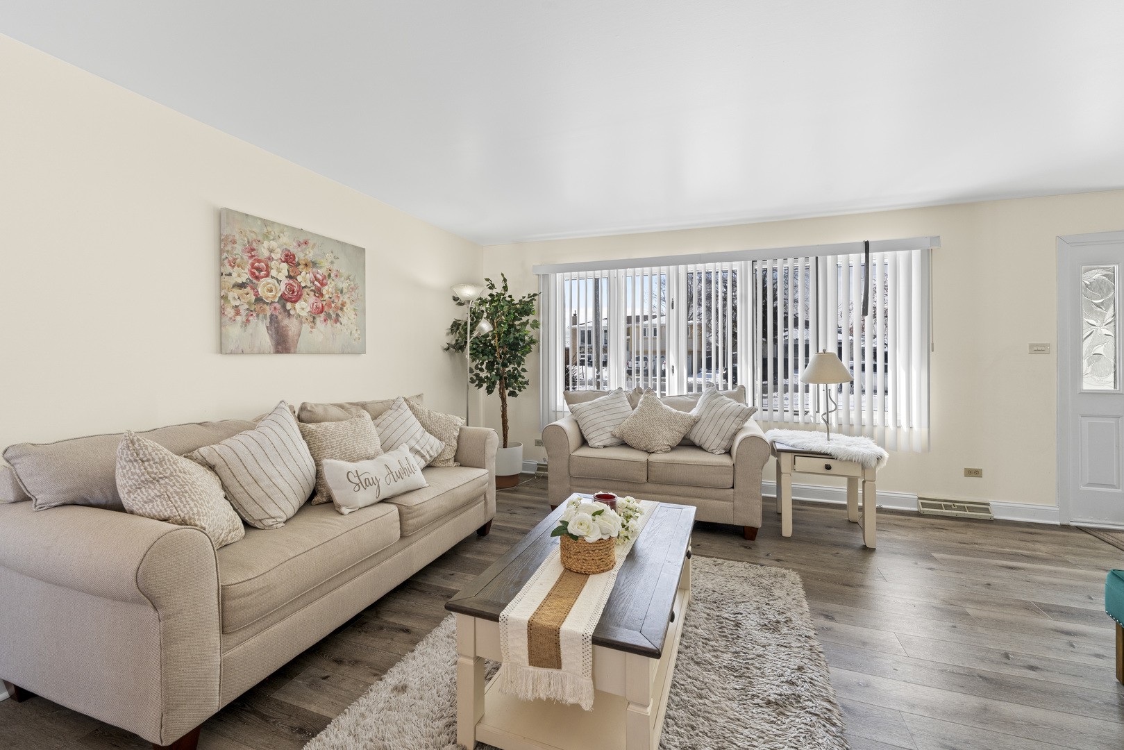 9109 Crescent Court, Oak Lawn, IL 60453