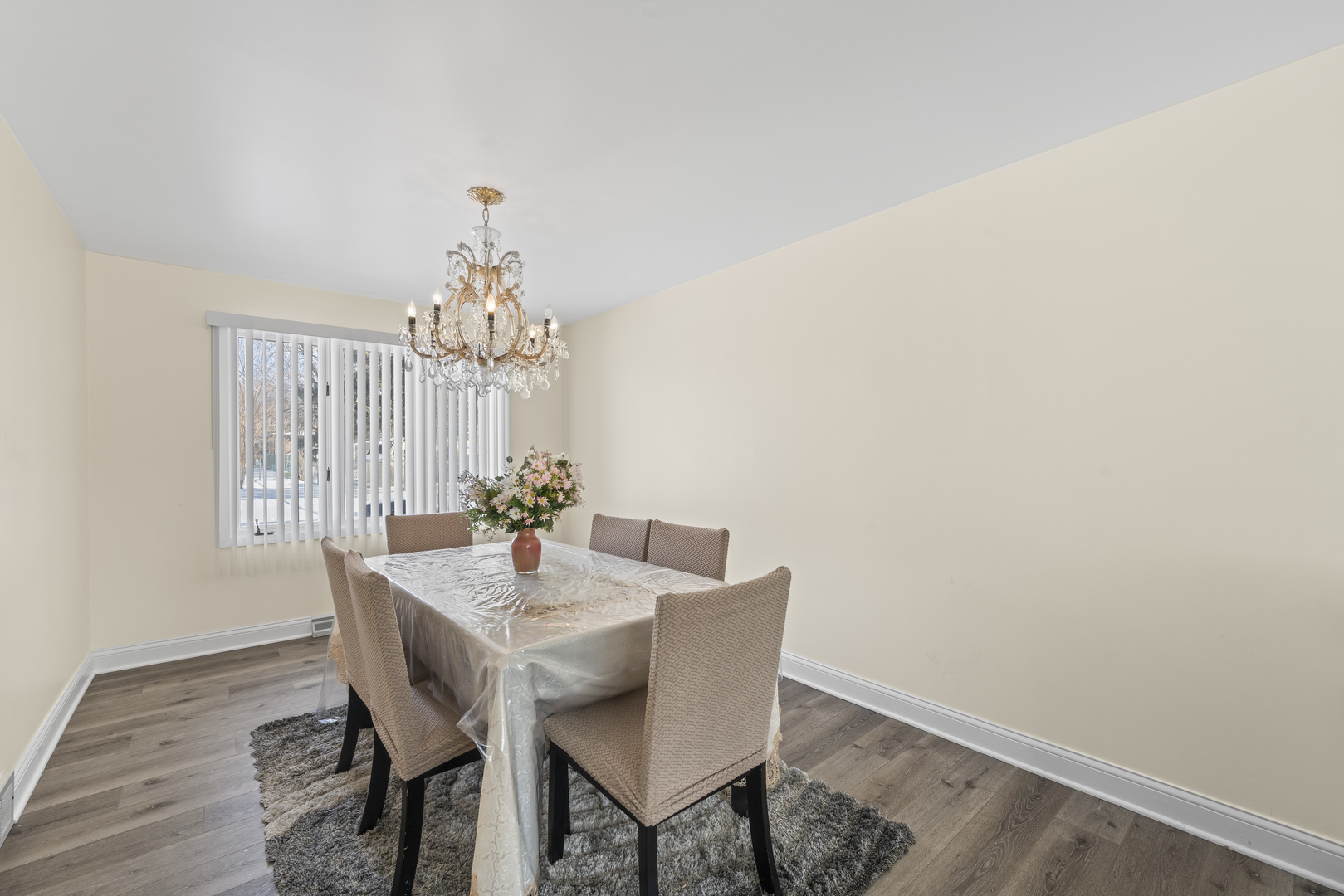 9109 Crescent Court, Oak Lawn, IL 60453