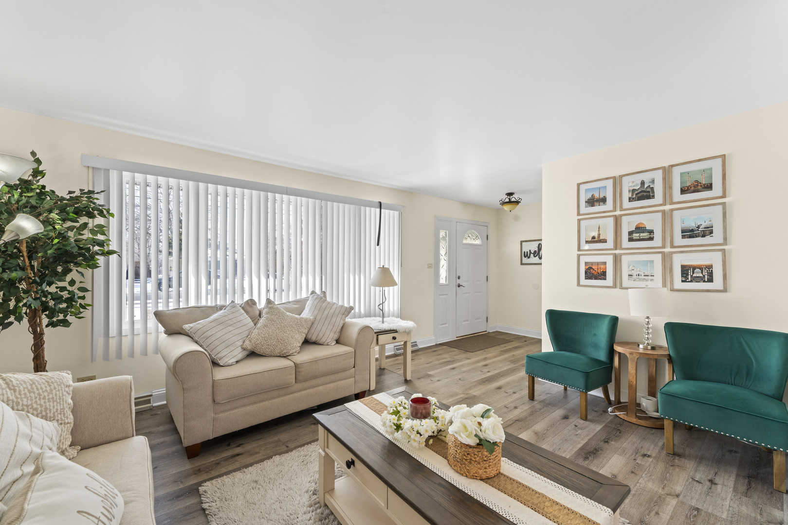 9109 Crescent Court, Oak Lawn, IL 60453