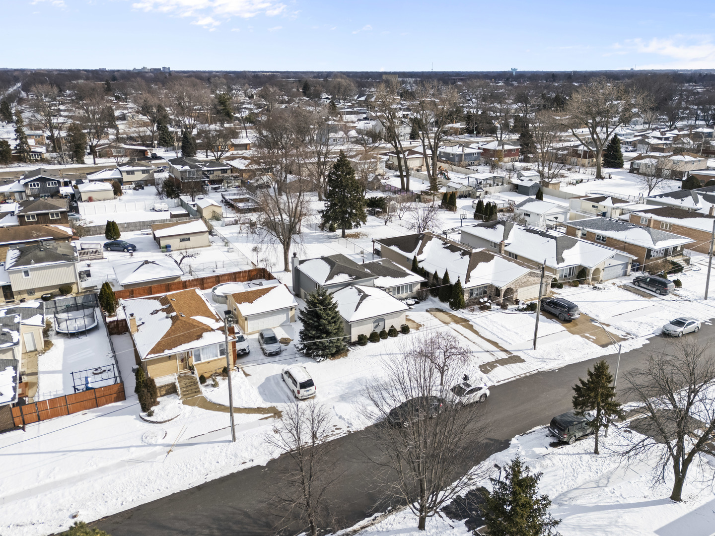 9109 Crescent Court, Oak Lawn, IL 60453