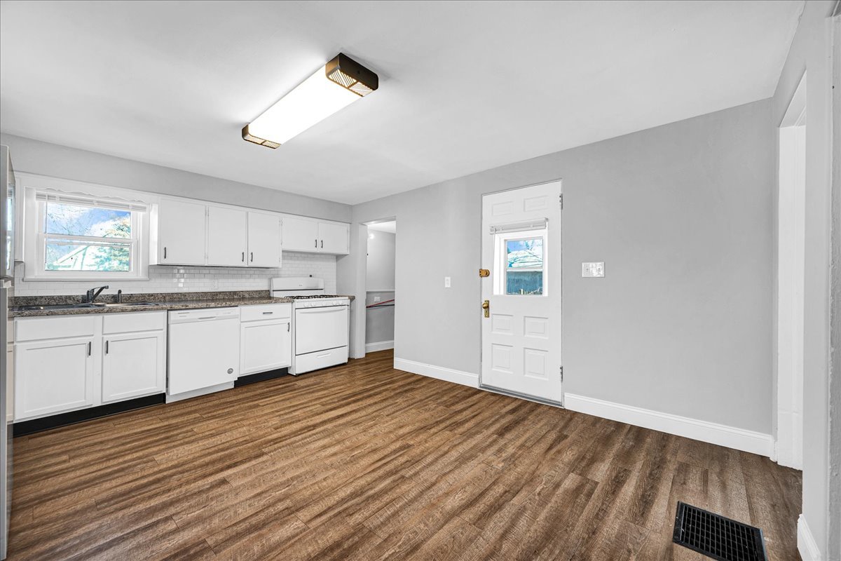 340 E Baker Street, Bloomington, IL 61701