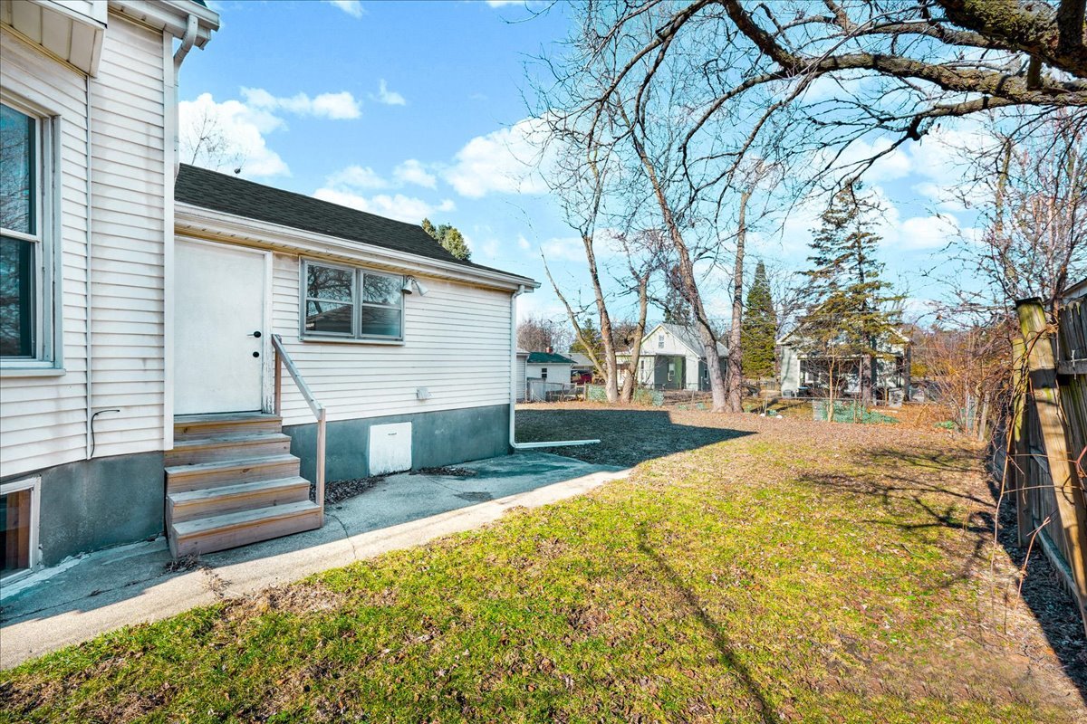 340 E Baker Street, Bloomington, IL 61701