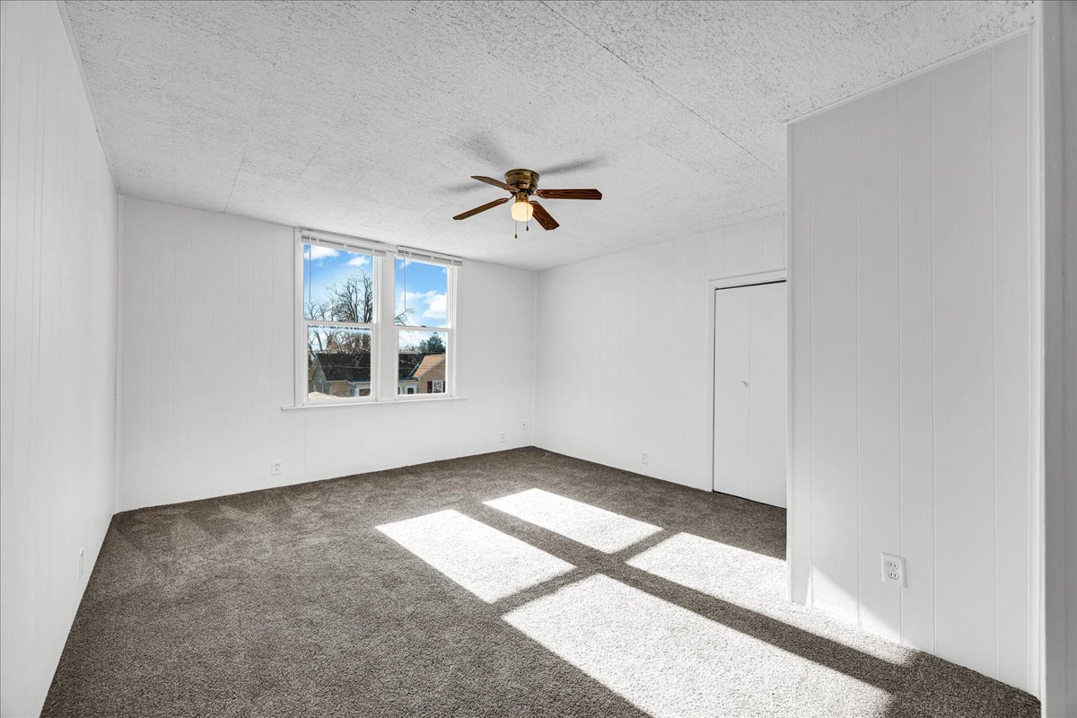 340 E Baker Street, Bloomington, IL 61701