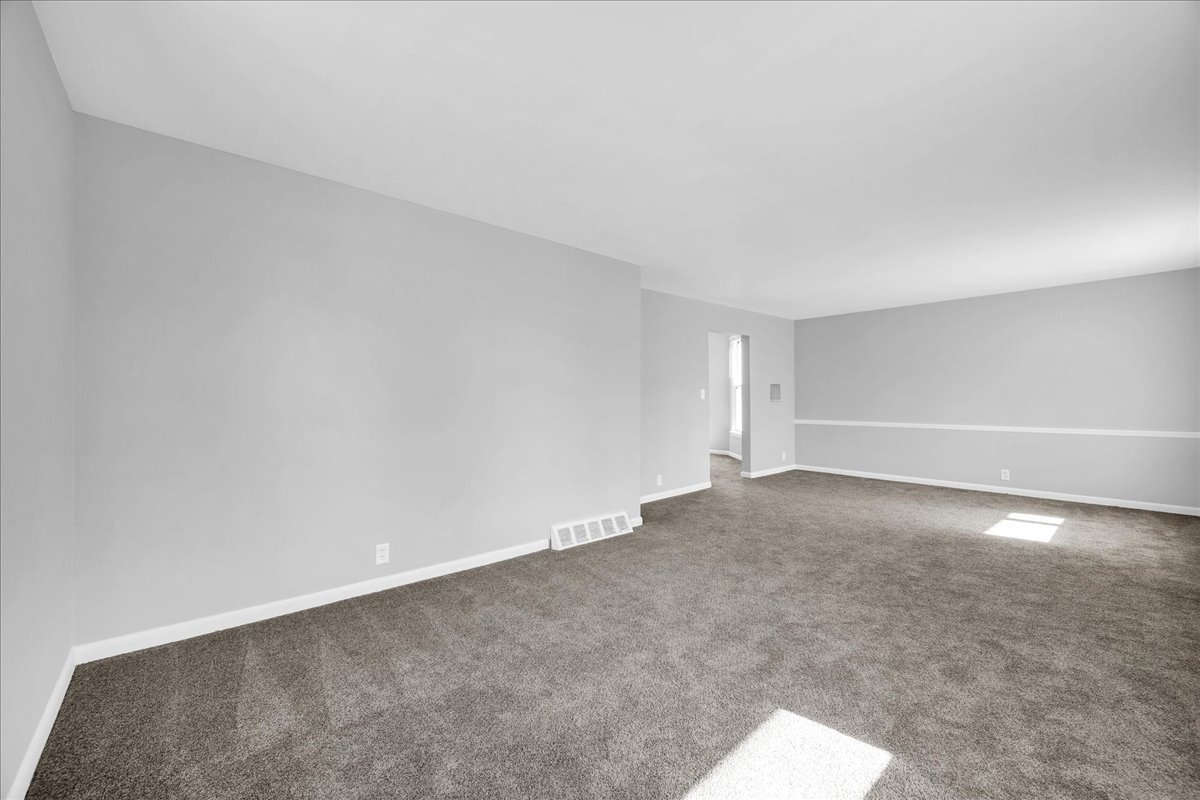 340 E Baker Street, Bloomington, IL 61701