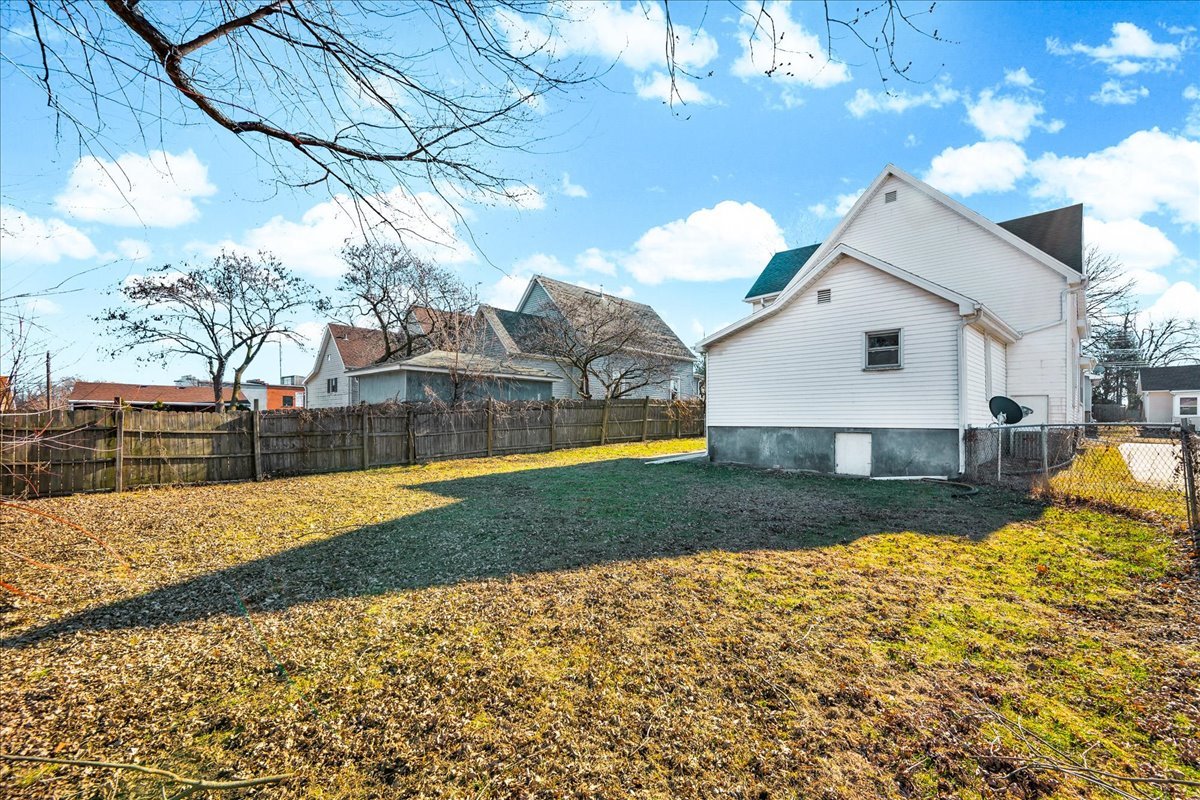 340 E Baker Street, Bloomington, IL 61701