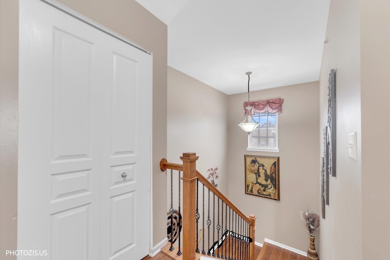 15 E WILLOW Road, Wheeling, IL 60090