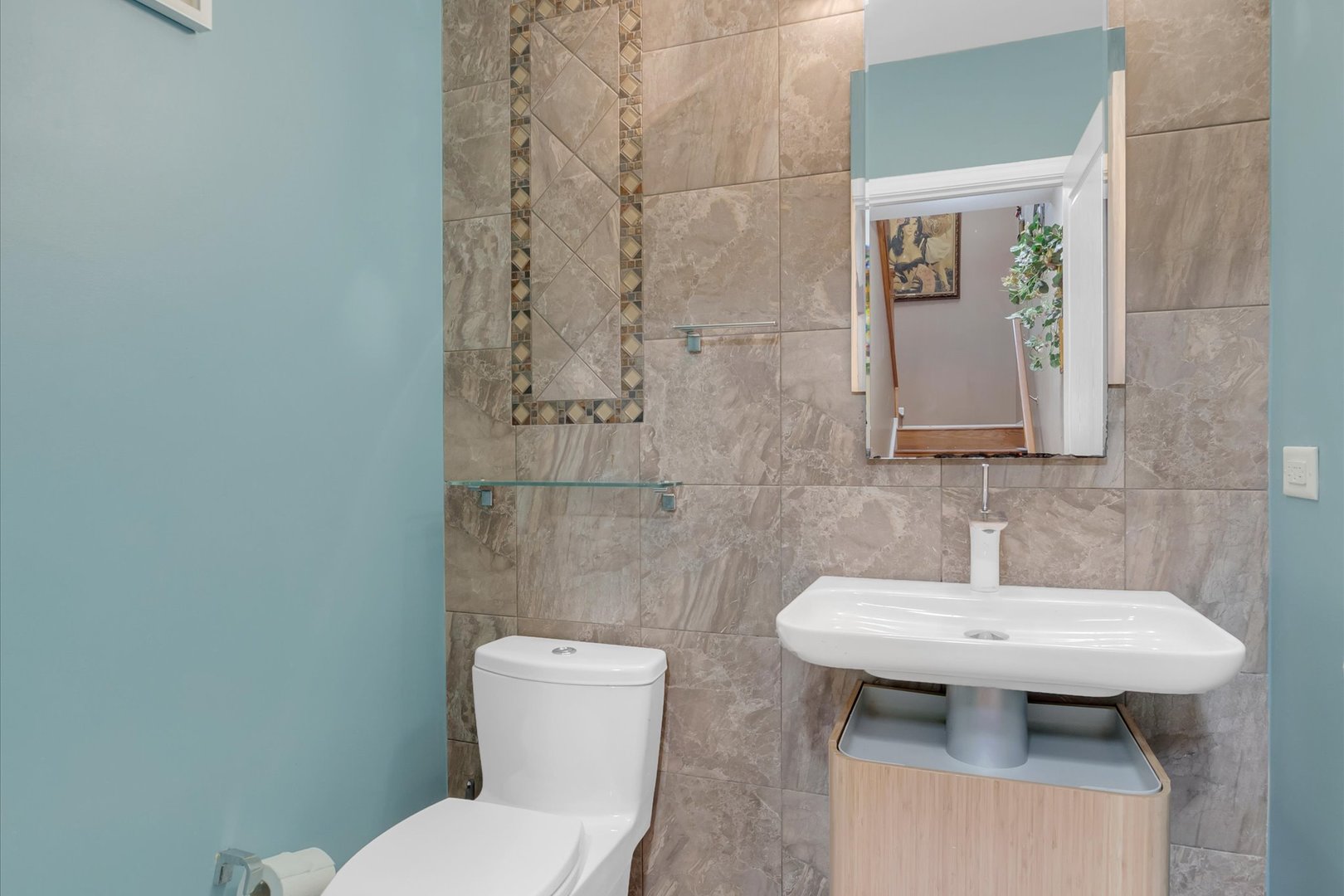 15 E WILLOW Road, Wheeling, IL 60090