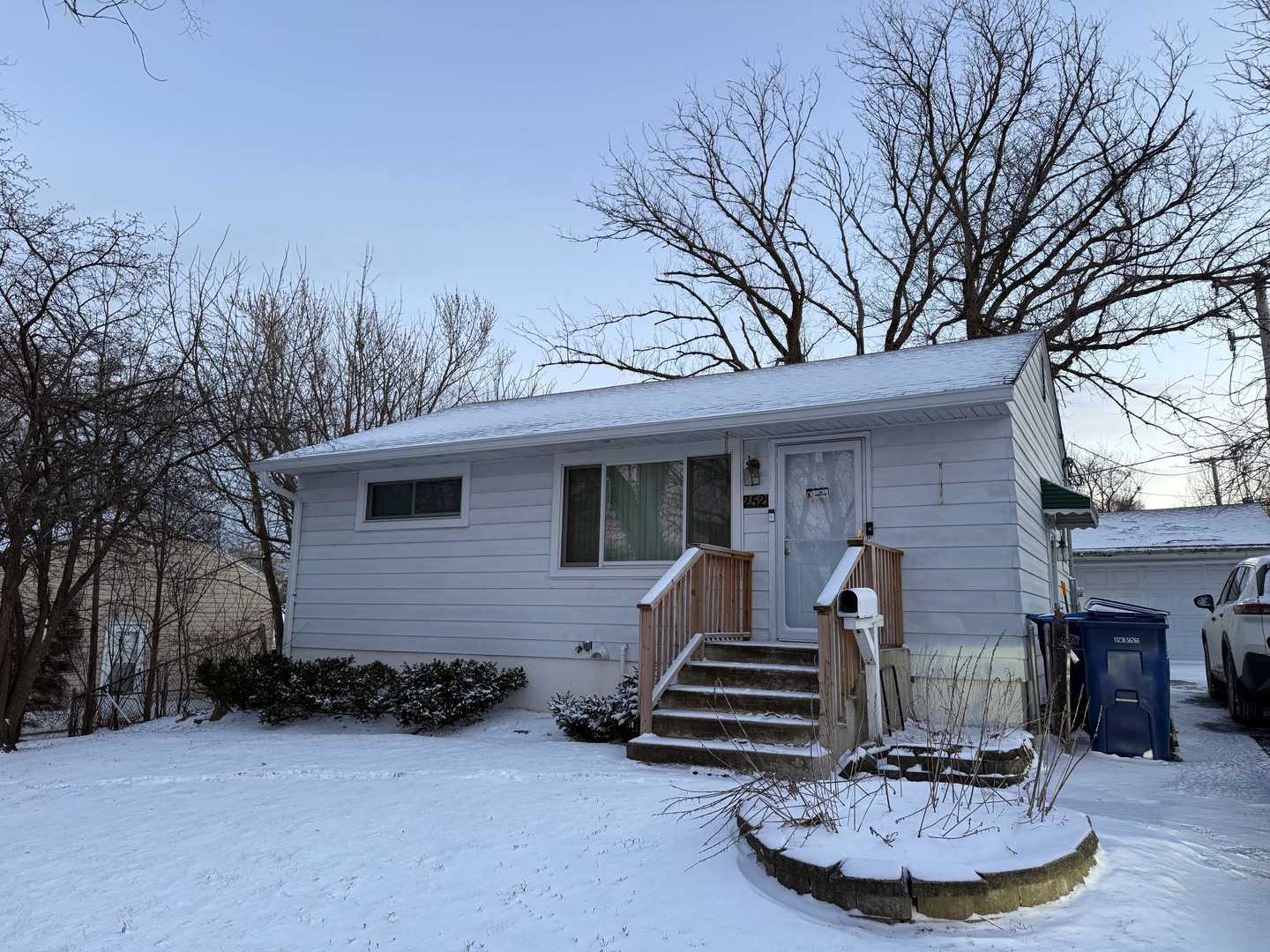 2521 Dakota Road, Waukegan, IL 60087