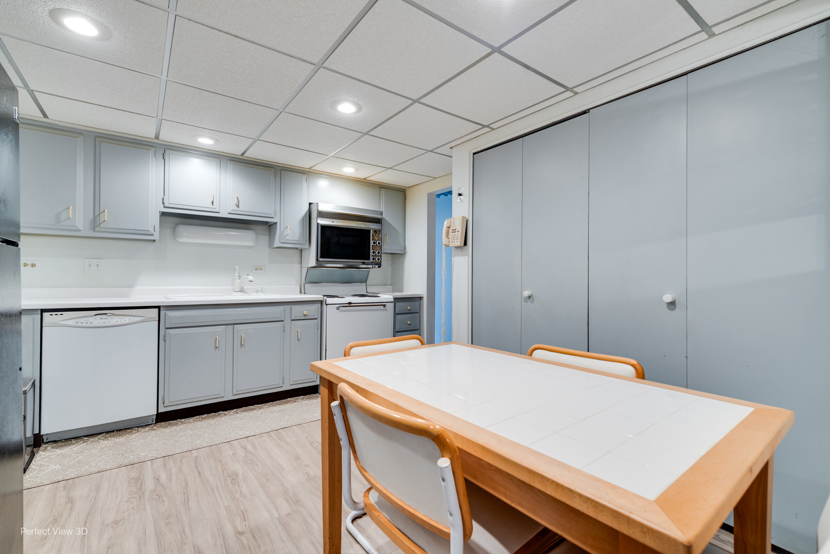 700 N Bruce Lane #408, Glenwood, IL 60425