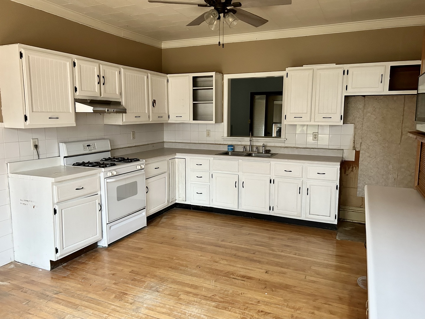 230 E Porter Street, Oglesby, IL 61348