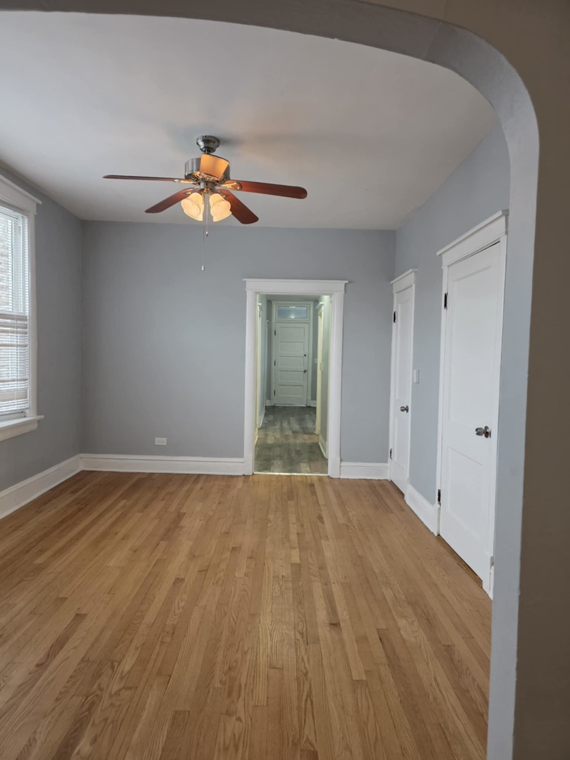 6946 S Prairie Avenue #2, Chicago, IL 60637