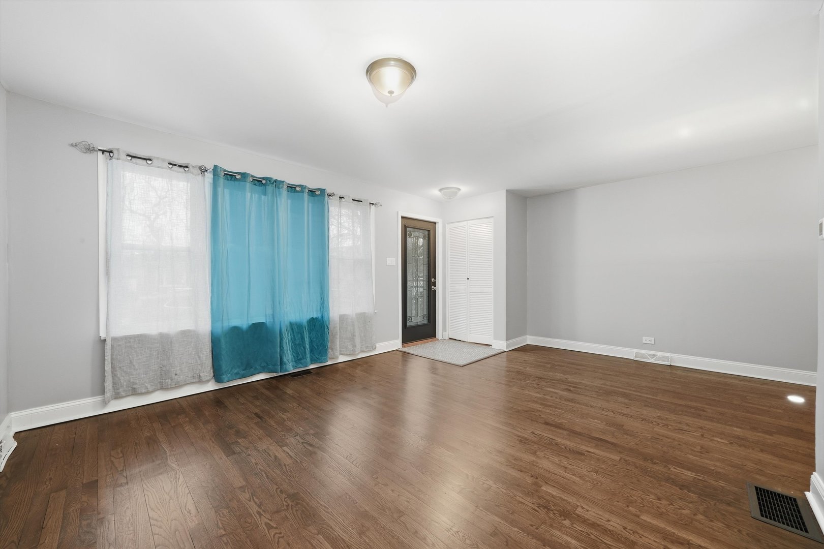 9019 S Normal Avenue, Chicago, IL 60620