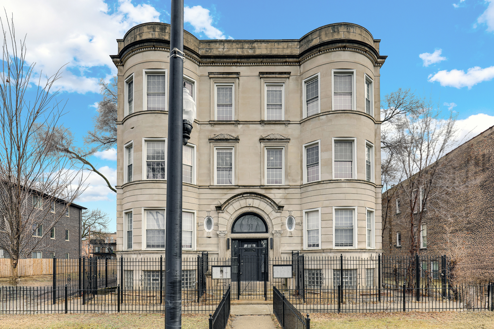 5343 S Indiana Avenue #2, Chicago, IL 60615