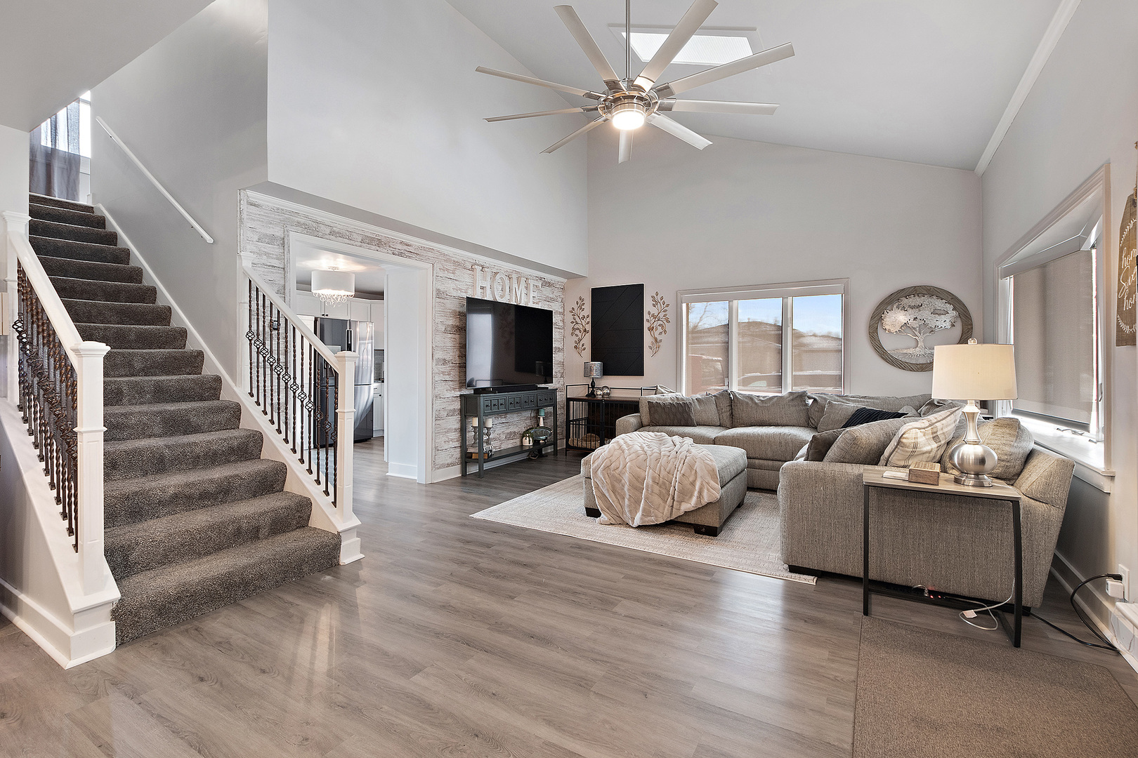 16041 Long Avenue, Oak Forest, IL 60452