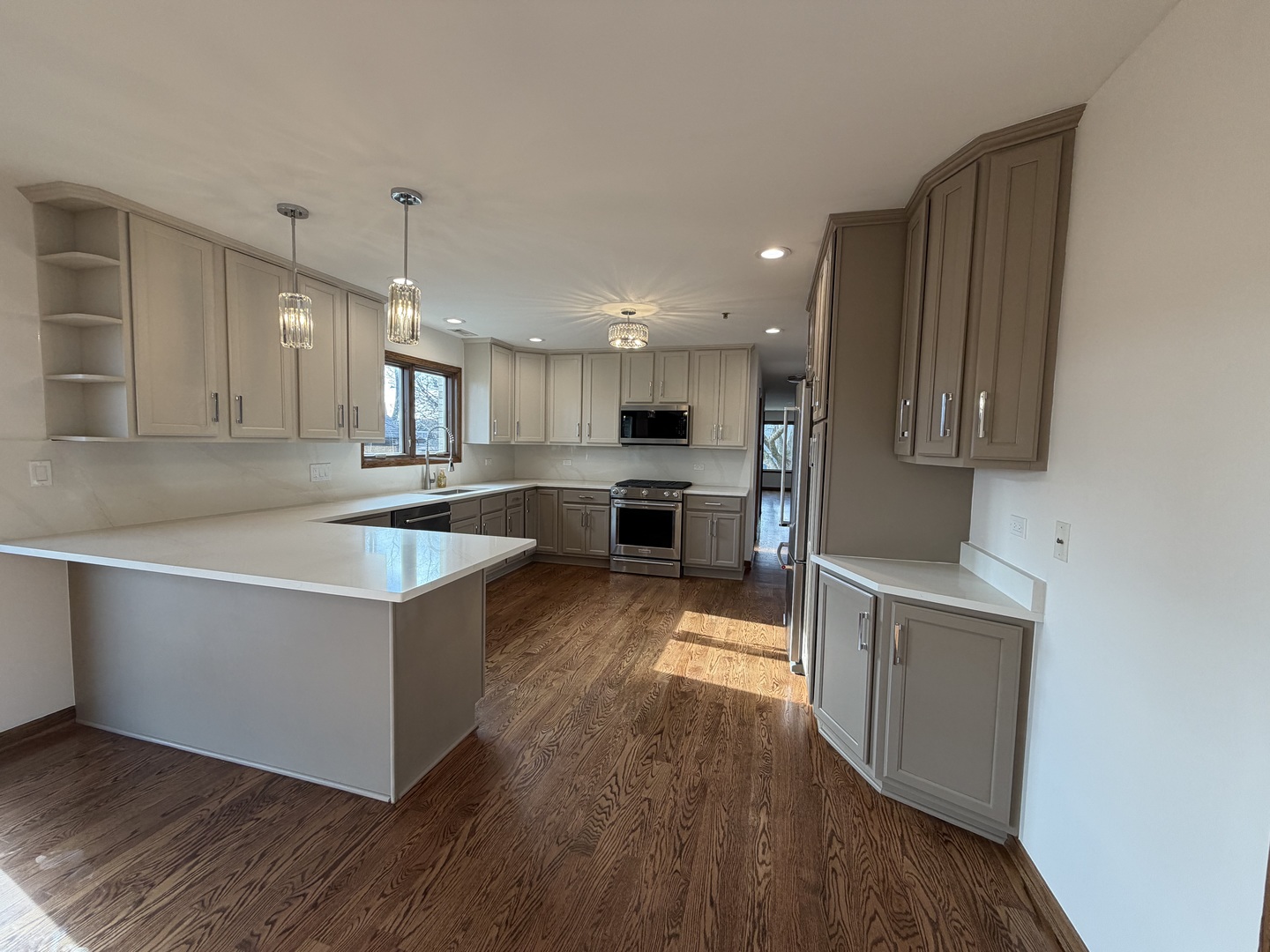 2825 73rd Avenue #2, Elmwood Park, IL 60707