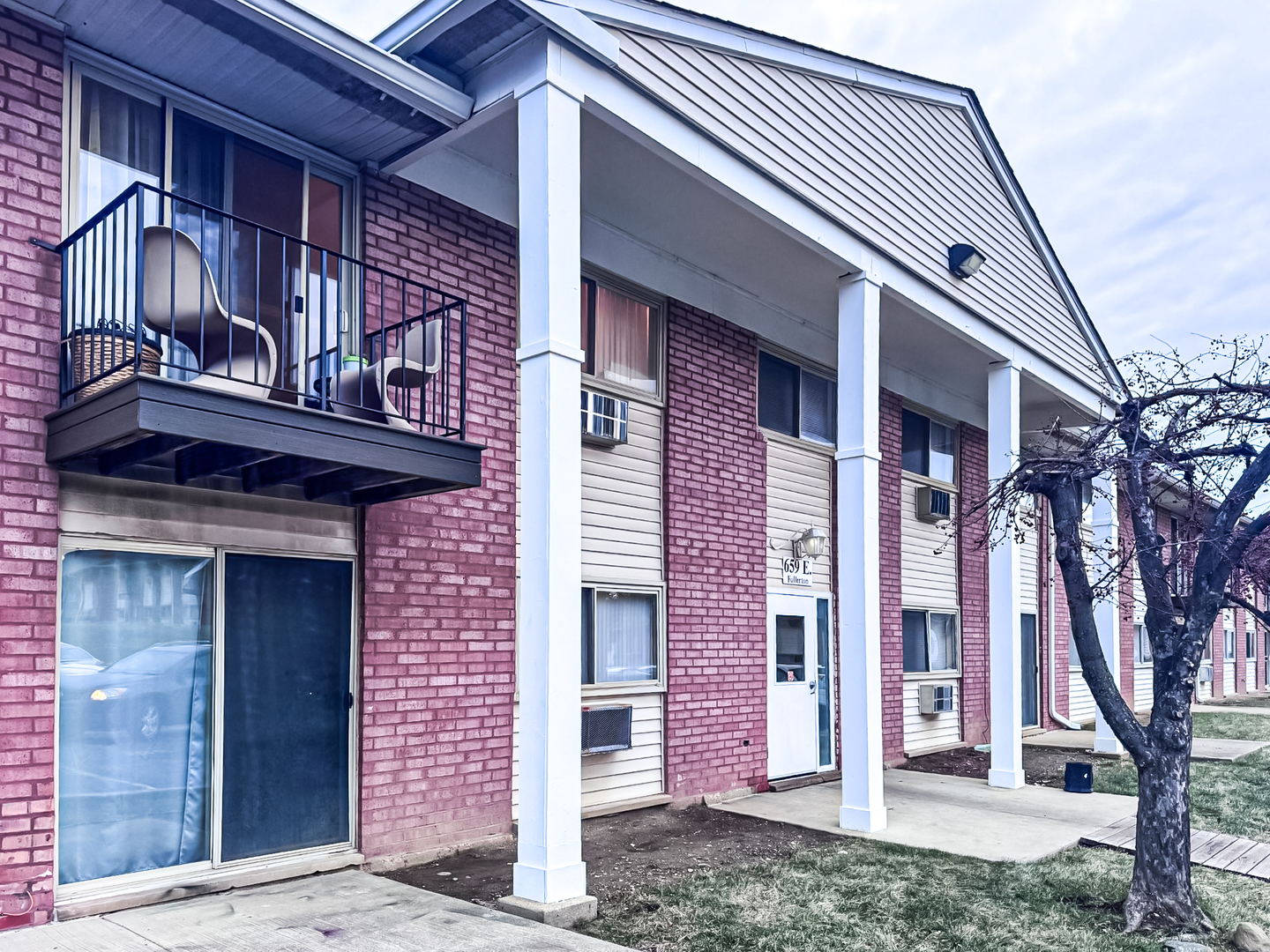 659 E Fullerton Avenue #209, Glendale Heights, IL 60139