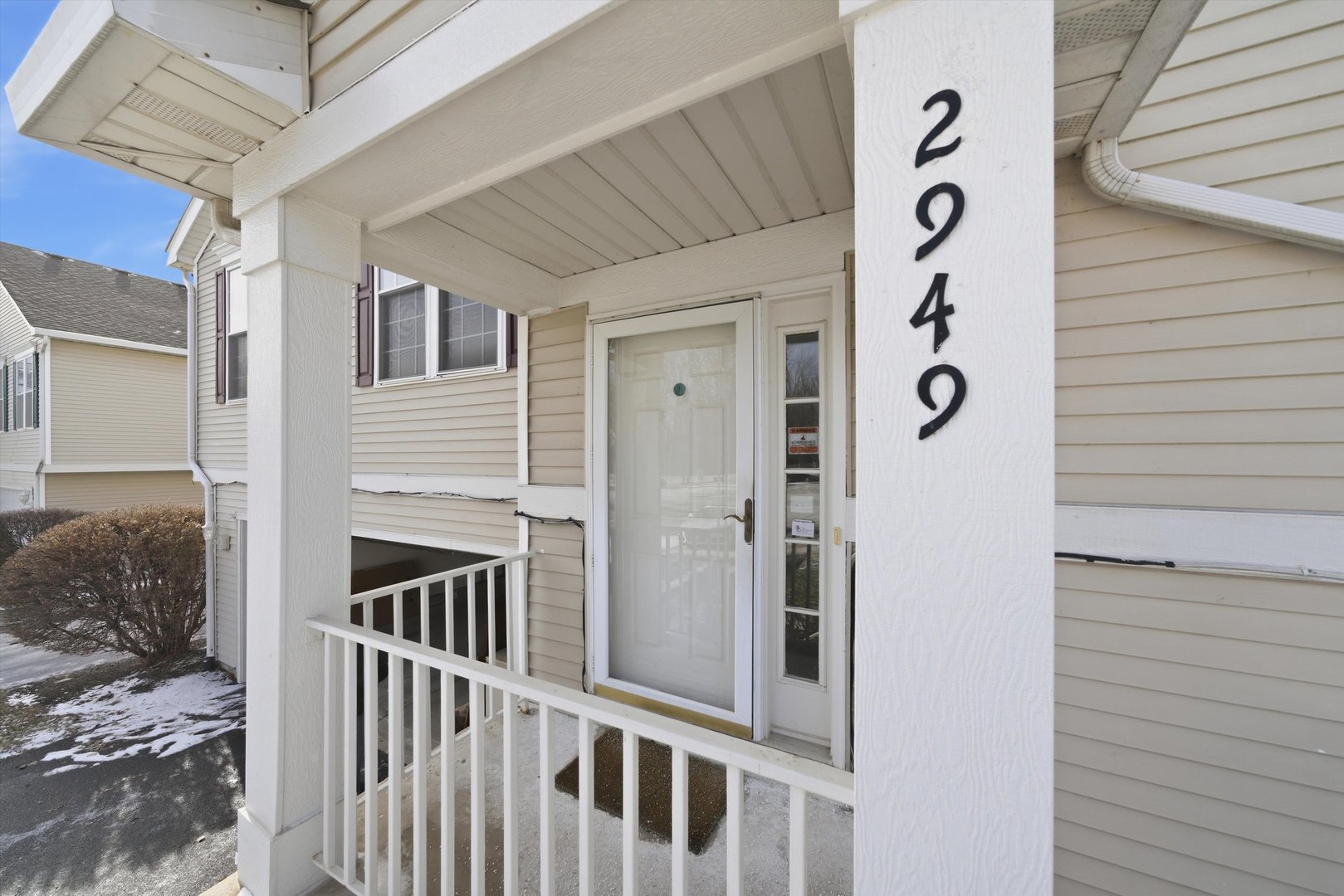 2949 Woodside Drive, Joliet, IL 60431