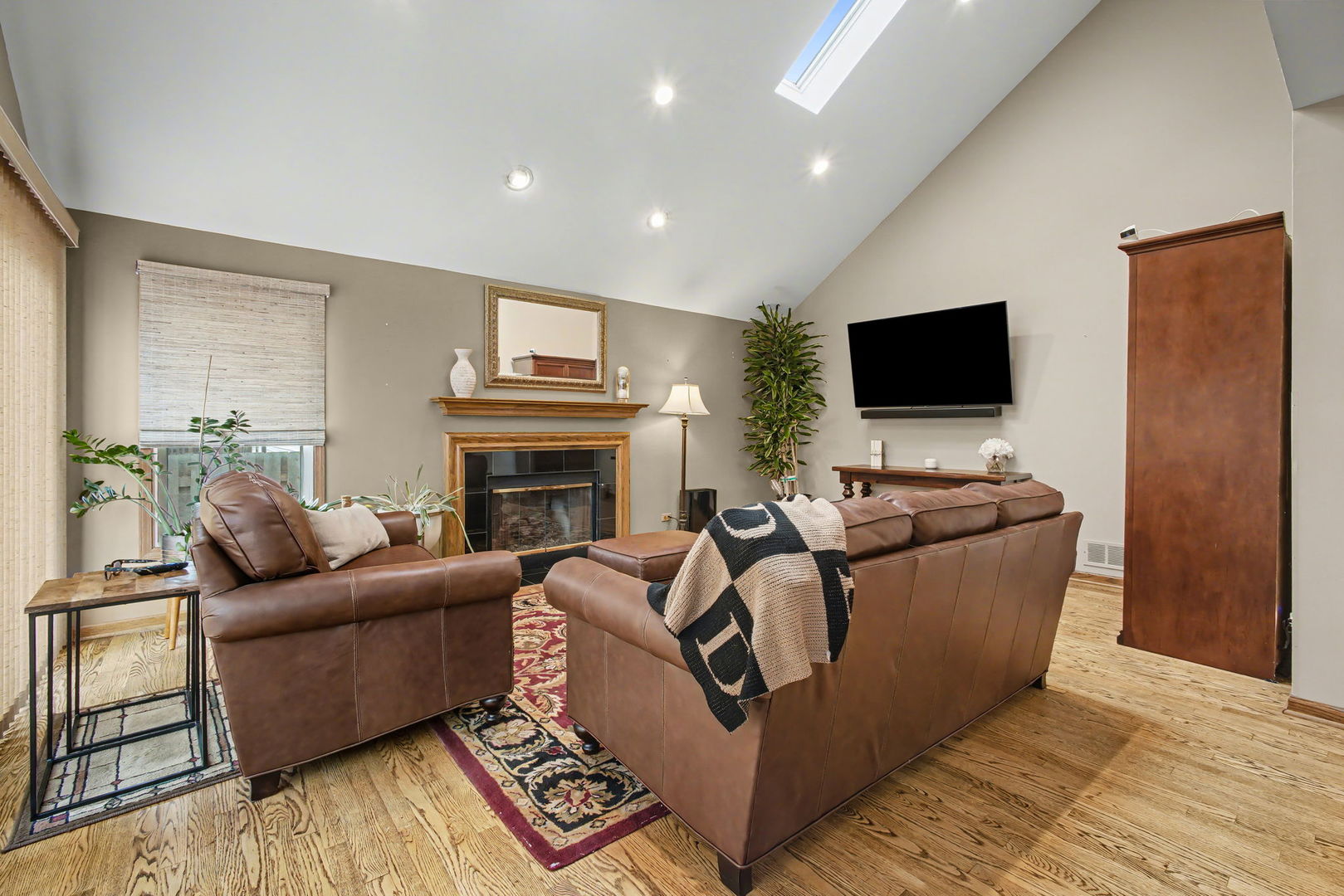 47 N Sterling Heights Road, Vernon Hills, IL 60061