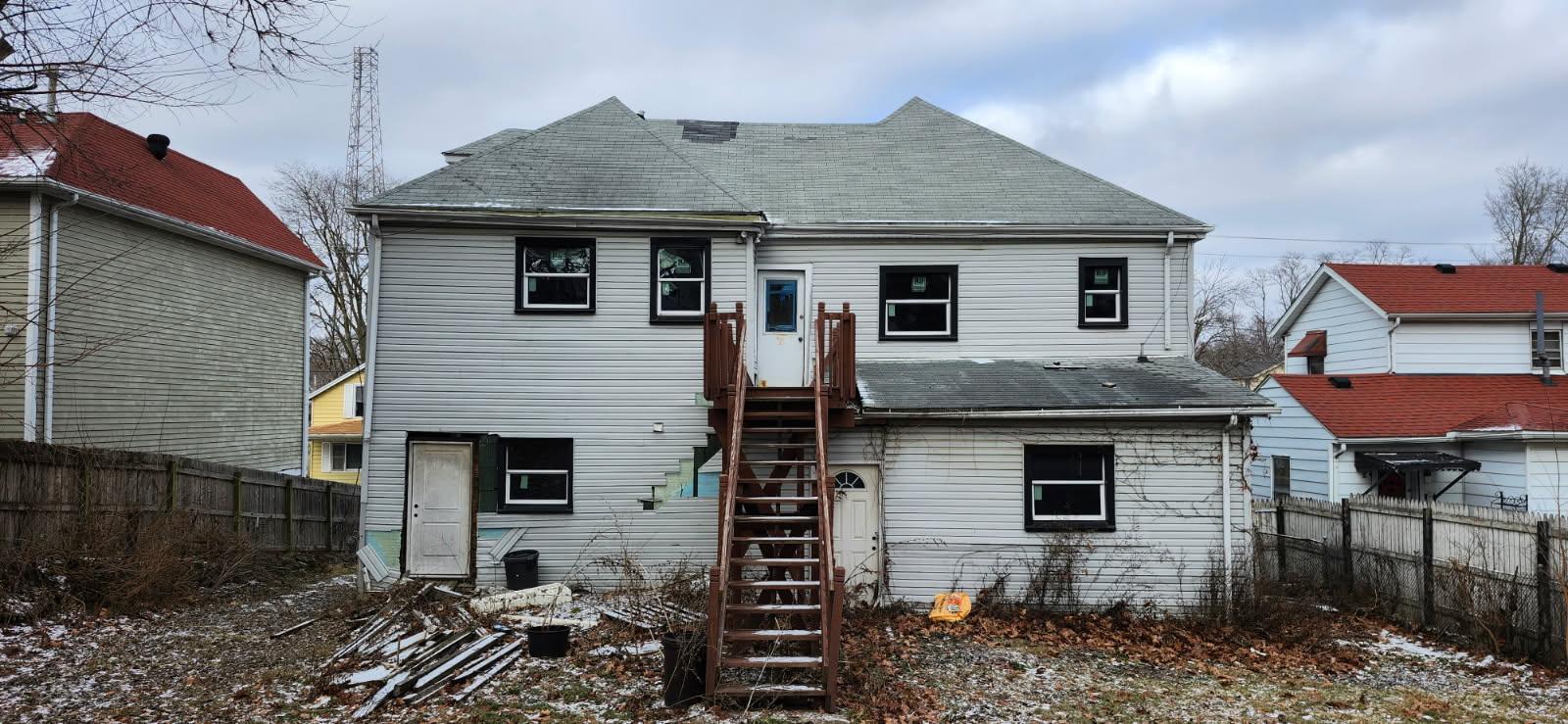 407 E Market Street, Bloomington, IL 61701