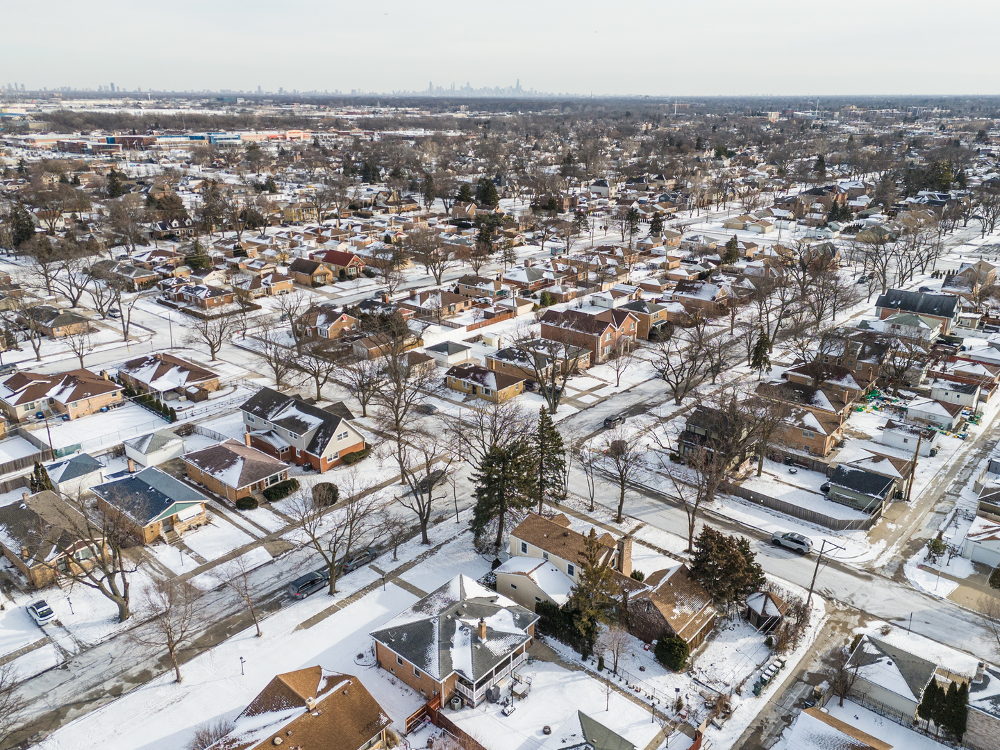 7340 W Keeney Street, Niles, IL 60714