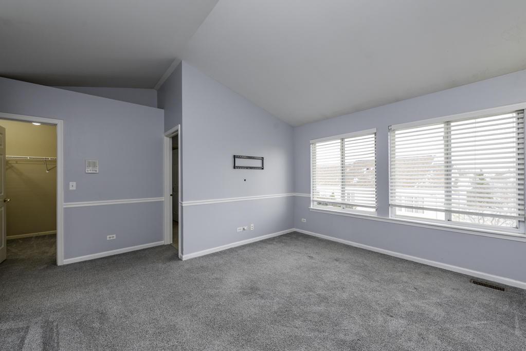 367 N Carlisle Court, Round Lake, IL 60073