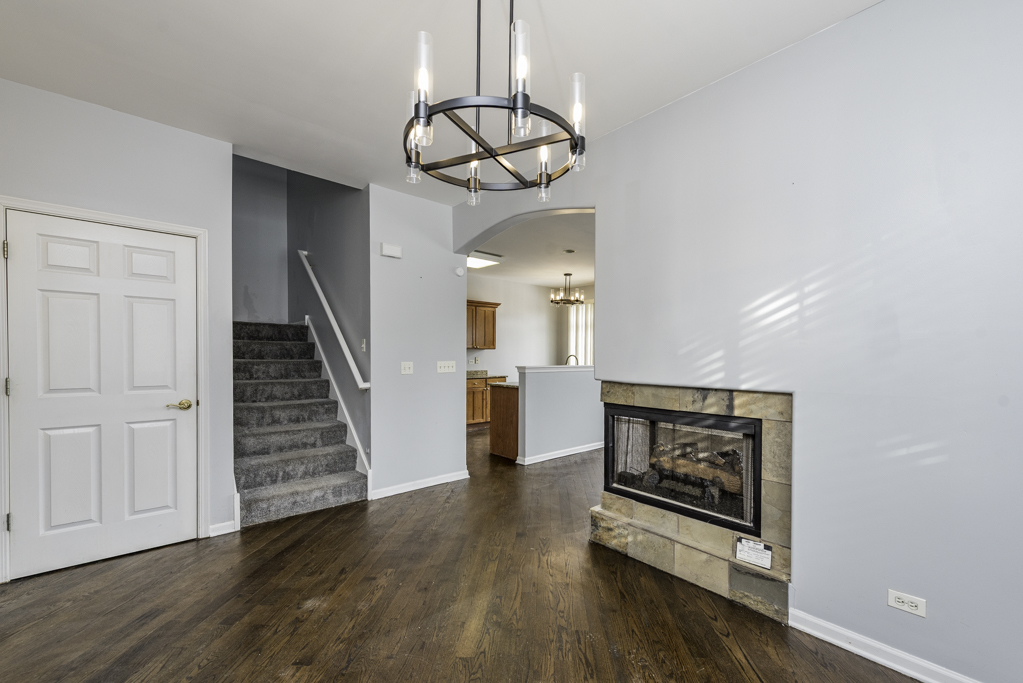 367 N Carlisle Court, Round Lake, IL 60073