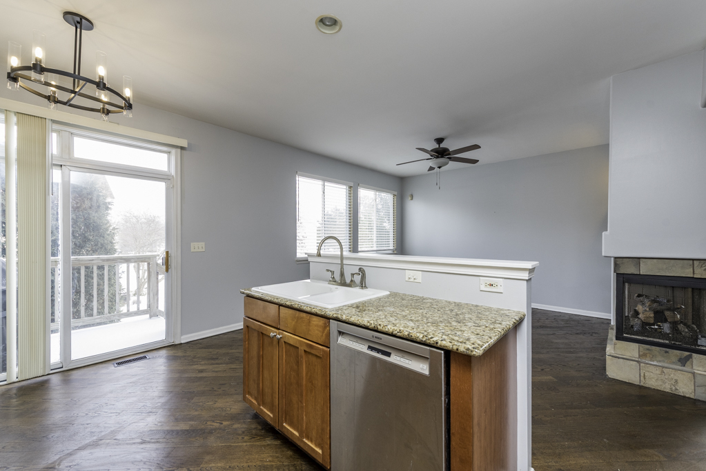 367 N Carlisle Court, Round Lake, IL 60073