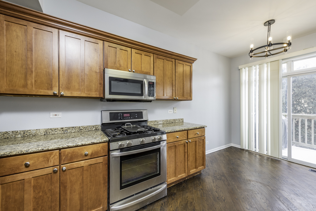 367 N Carlisle Court, Round Lake, IL 60073