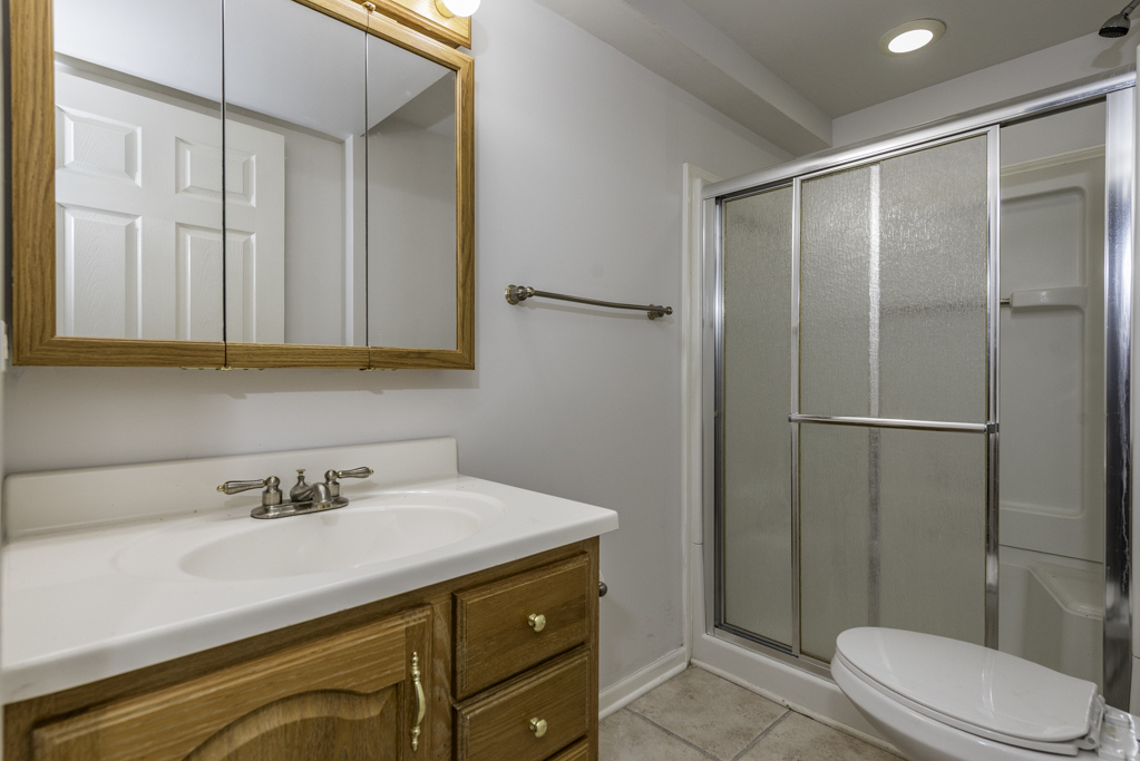 367 N Carlisle Court, Round Lake, IL 60073