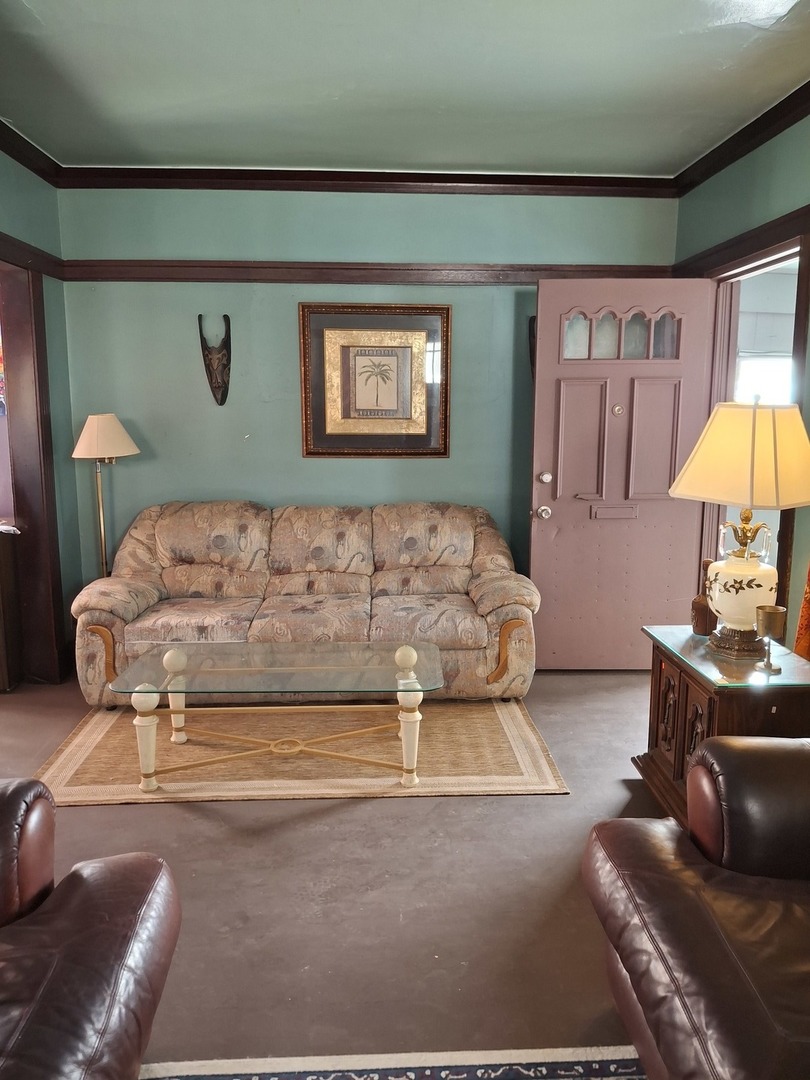 11337 S Parnell Avenue, Chicago, IL 60628