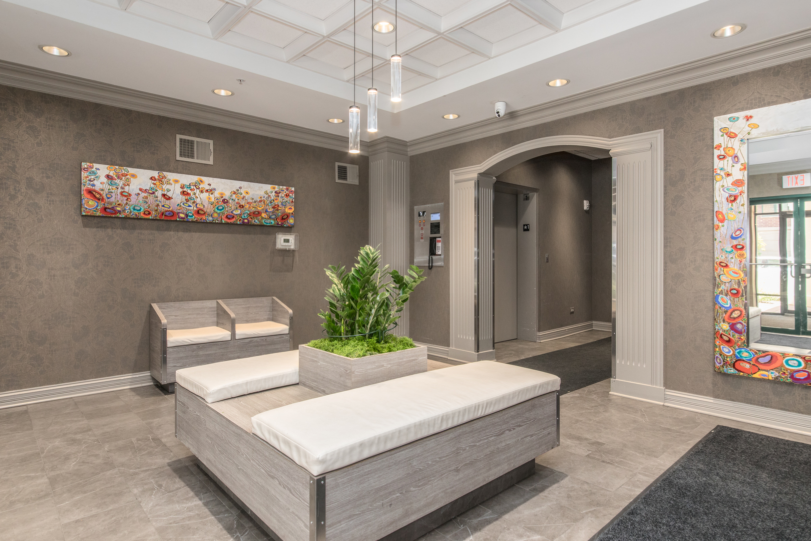 750 Pearson Street #904, Des Plaines, IL 60016