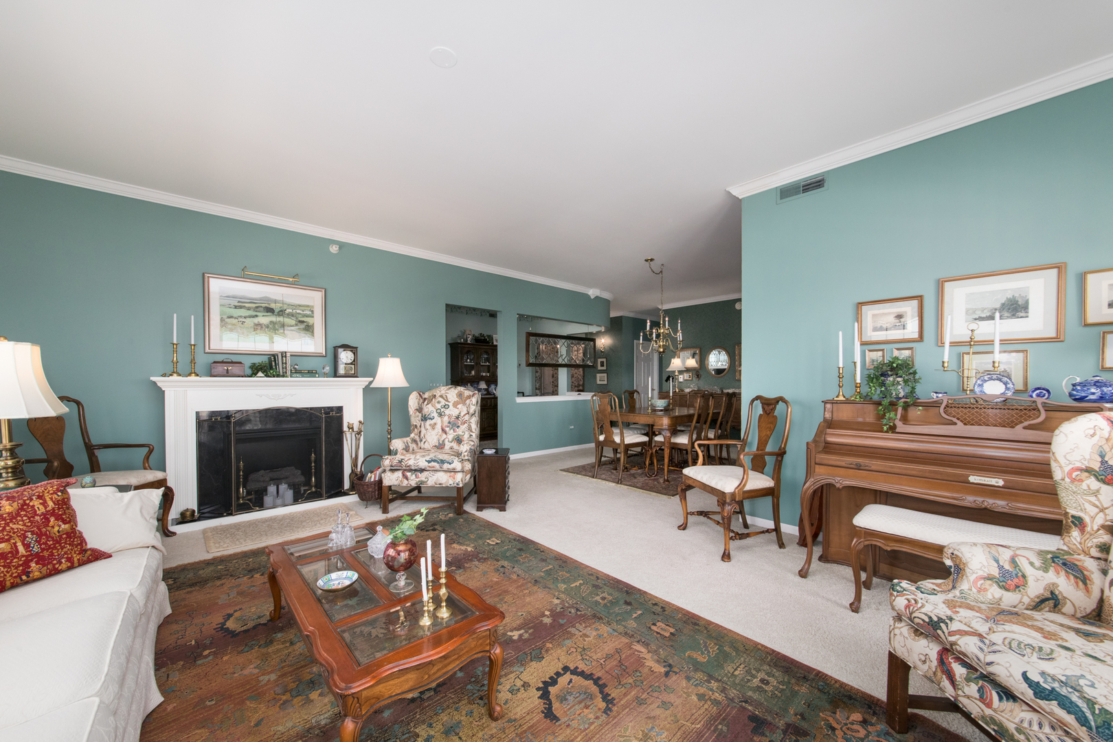 750 Pearson Street #904, Des Plaines, IL 60016