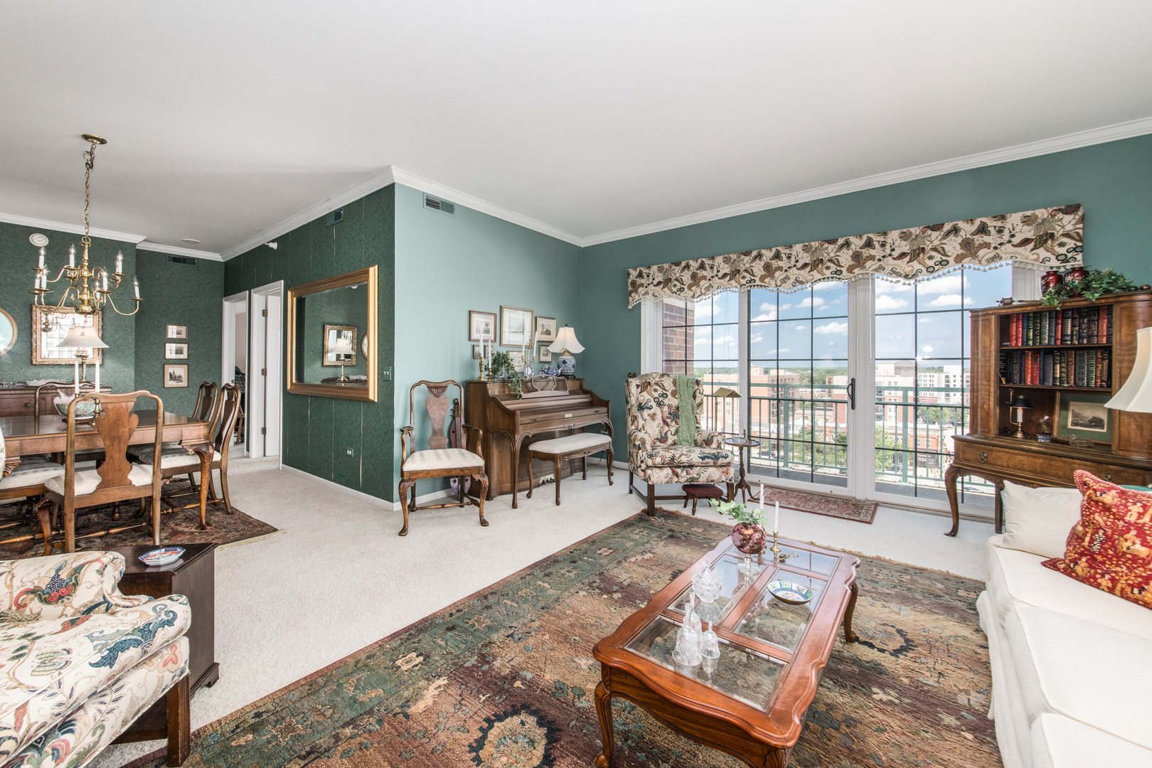 750 Pearson Street #904, Des Plaines, IL 60016