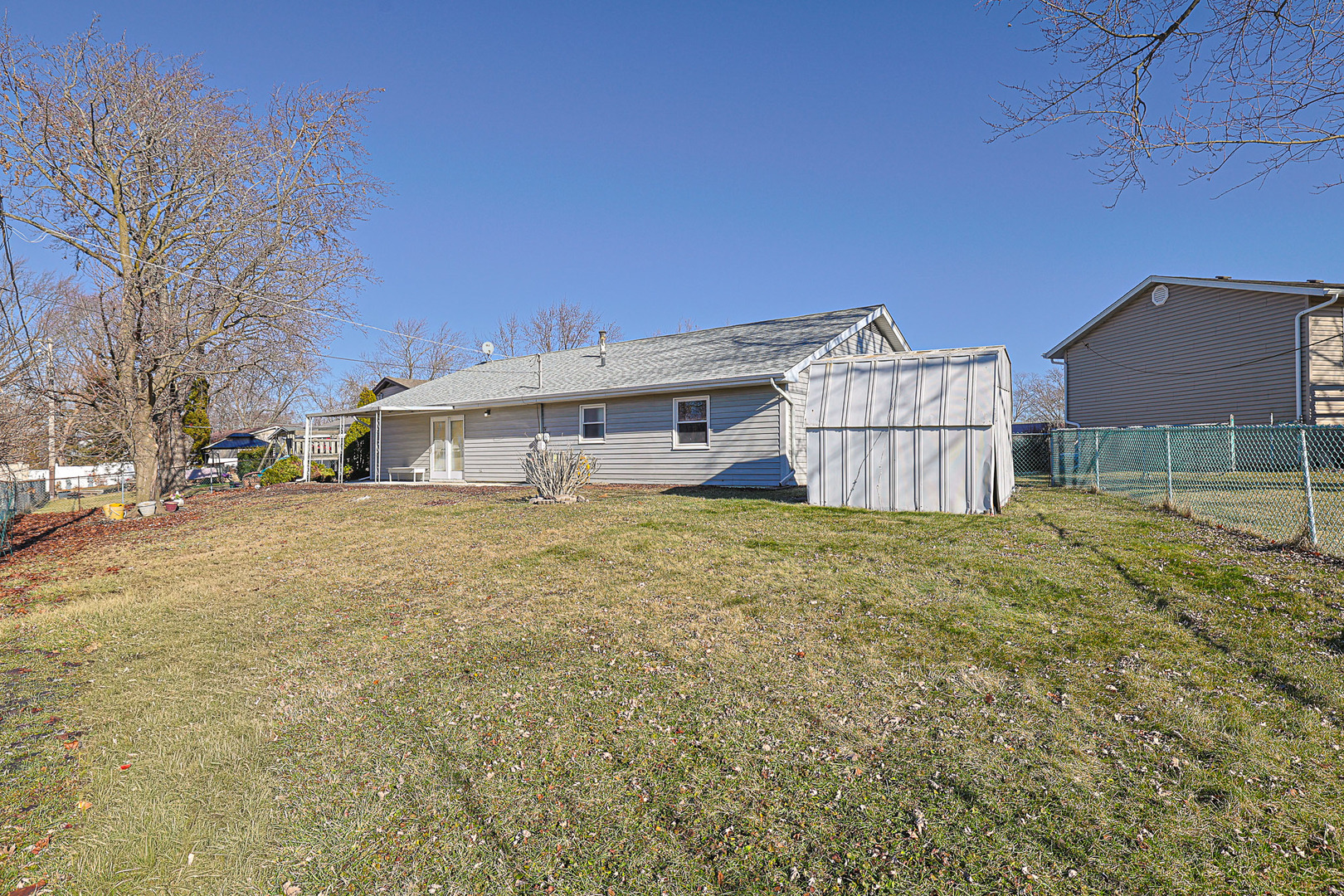 7784 Huntington Circle, Hanover Park, IL 60133