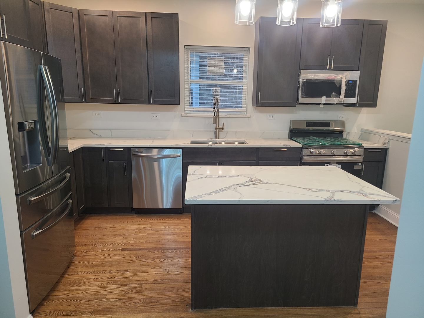 7744 S CHAMPLAIN Avenue, Chicago, IL 60619