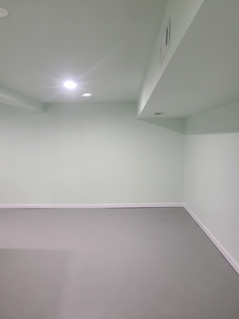 7744 S CHAMPLAIN Avenue, Chicago, IL 60619