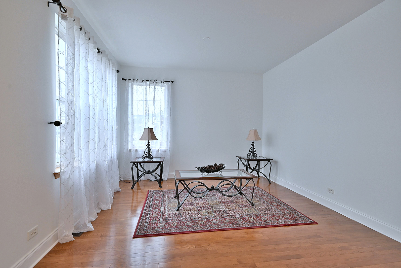 410 Manchester Road, Oswego, IL 60543